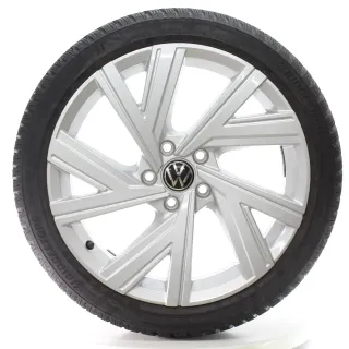 VW Golf 8 VIII GTI R Winterräder Bergamo Bridgestone 225/40R18 DOT25 5H0601025AB - Bild 3