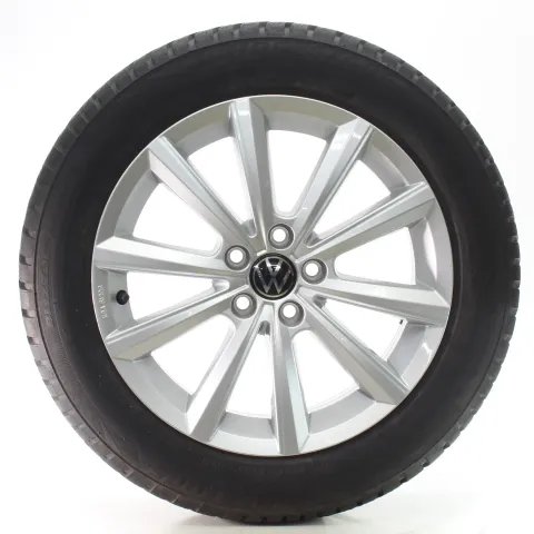 Background image for VW Polo NF 2G Winterräder Merano Bridgestone 185/60R16 90H DOT25 2G0601025AF