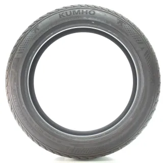 Winterreifen Kumho WinterCraft WP71 XL 215/45 R17 91V DOT25 - Bild 2