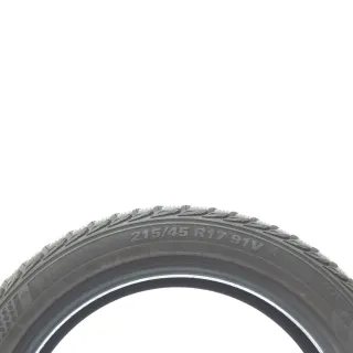 Winterreifen Kumho WinterCraft WP71 XL 215/45 R17 91V DOT25 - Bild 4