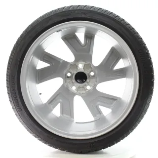 VW Golf 8 VIII CD1 Winterräder Bergamo Bridgestone 225/40R18 DOT25 5H0601025AB - Bild 5