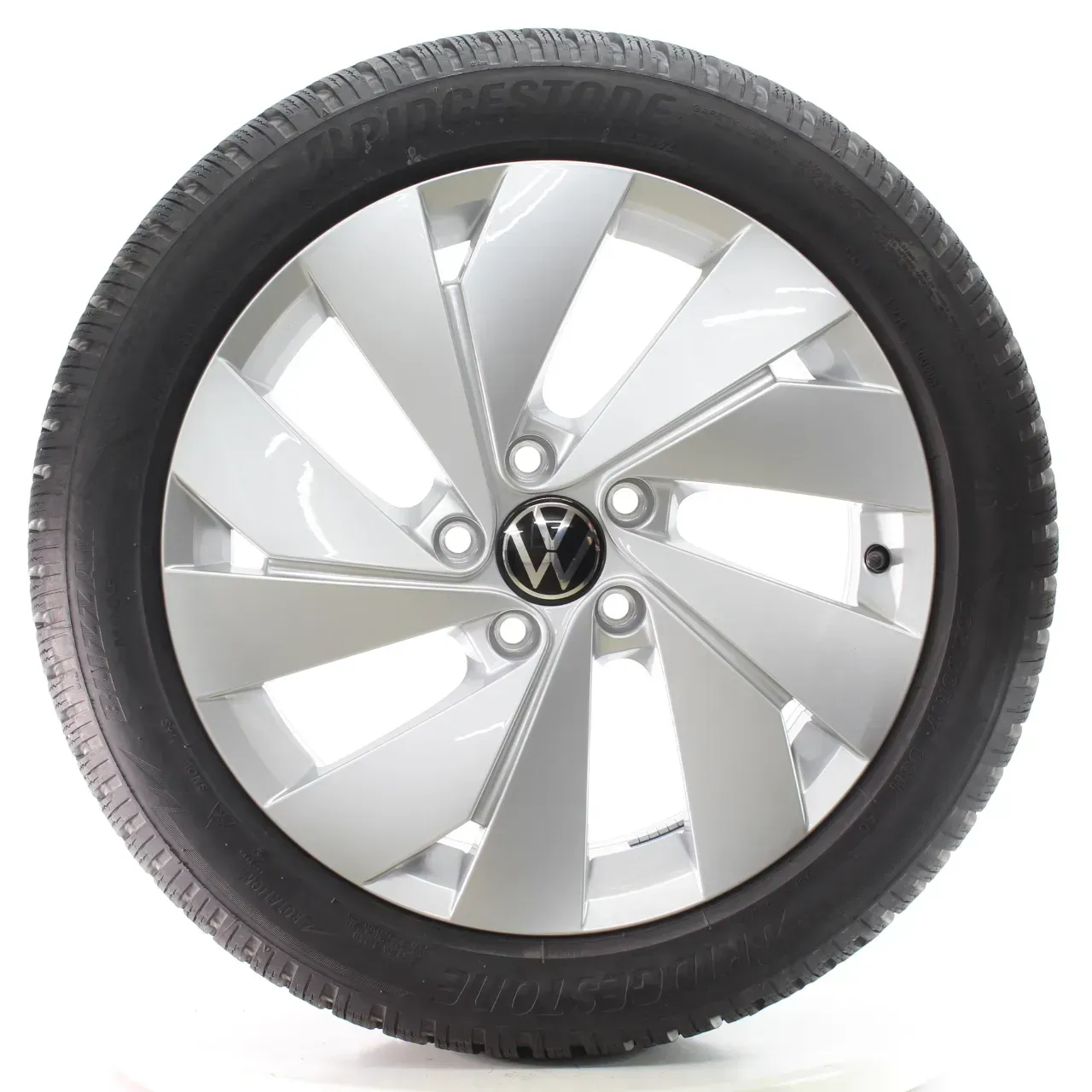 VW Golf 8 VIII CD1 Winterräder Belmont Bridgestone 205/50R17 DOT25 5H0601025B - Bild 1