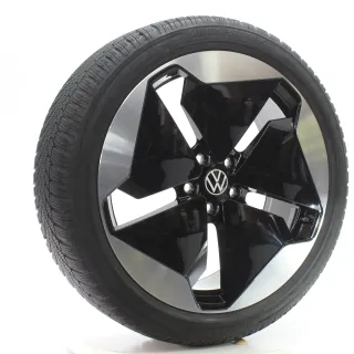 VW ID.3 E11 GTX Winterräder Sanya Bridgestone 215/45R20 95T DOT25 10A601025T - Bild 6
