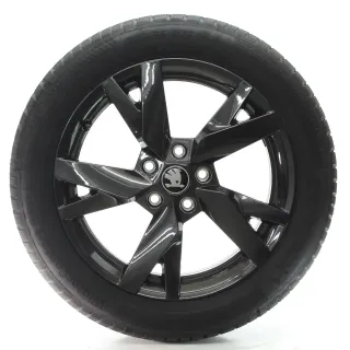 Skoda Octavia IV NX Winterräder Lyra Continental 205/55R17 DOT24 5E3601025AE - Bild 3