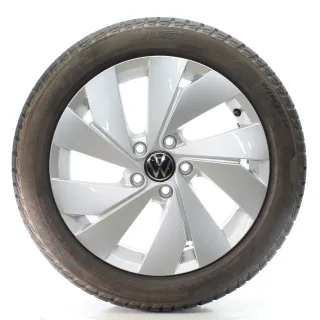 VW Golf 8 VIII CD1 Winterräder Belmont Pirelli 205/50R17 93H DOT25 5H0601025B - Bild 1