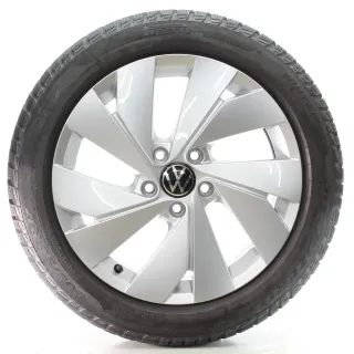 VW Golf 8 VIII CD1 CG5 Winterräder Belmont Pirelli 205/50R17 DOT25 5H0601025B - Bild 1
