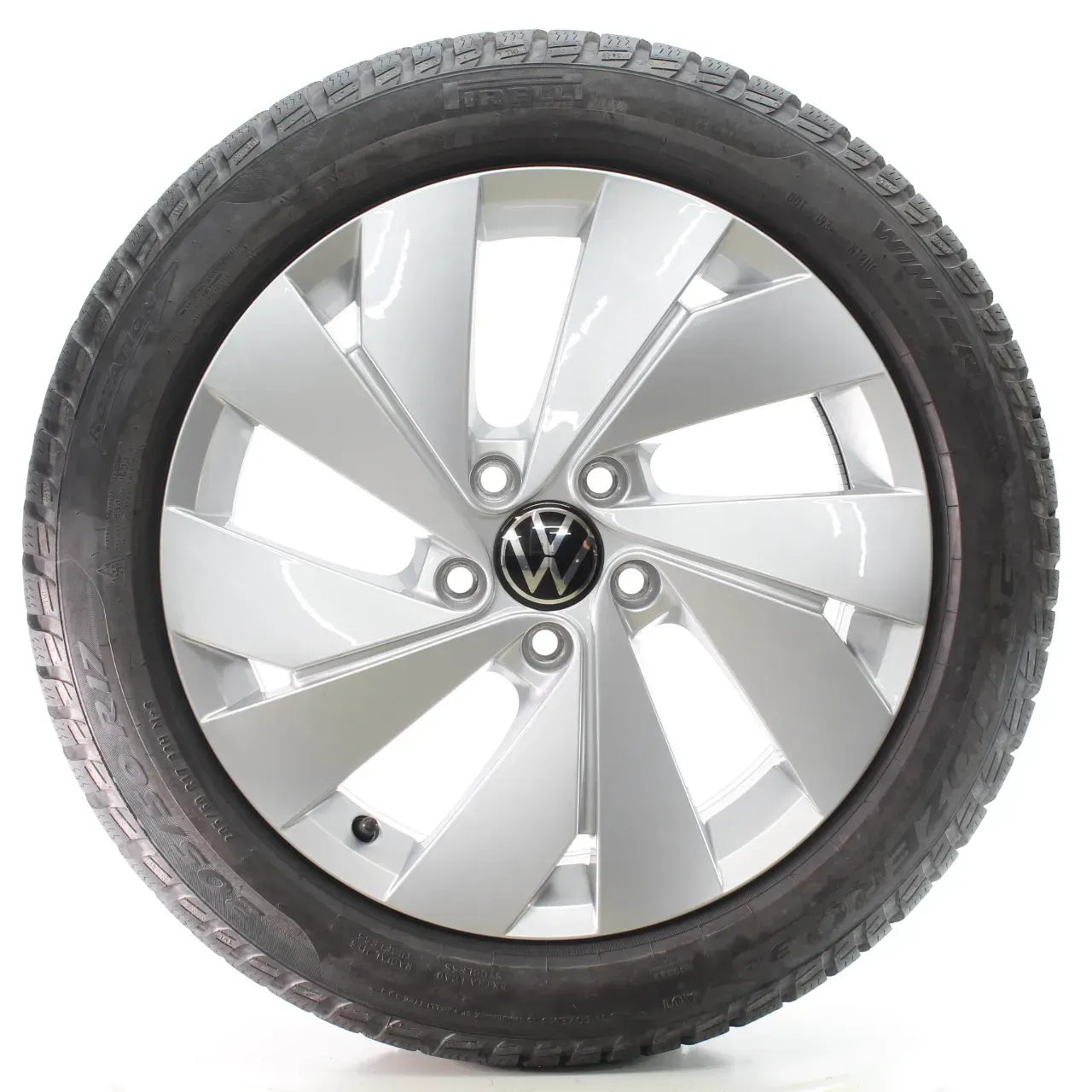 VW Golf 8 VIII CD1 CG5 Winterräder Belmont Pirelli 205/50R17 DOT25 5H0601025B - Bild 1