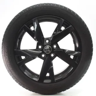 Skoda Octavia IV NX Winterräder Lyra Schwarz Bridgestone 205/55R17 5E3601025AE - Bild 3