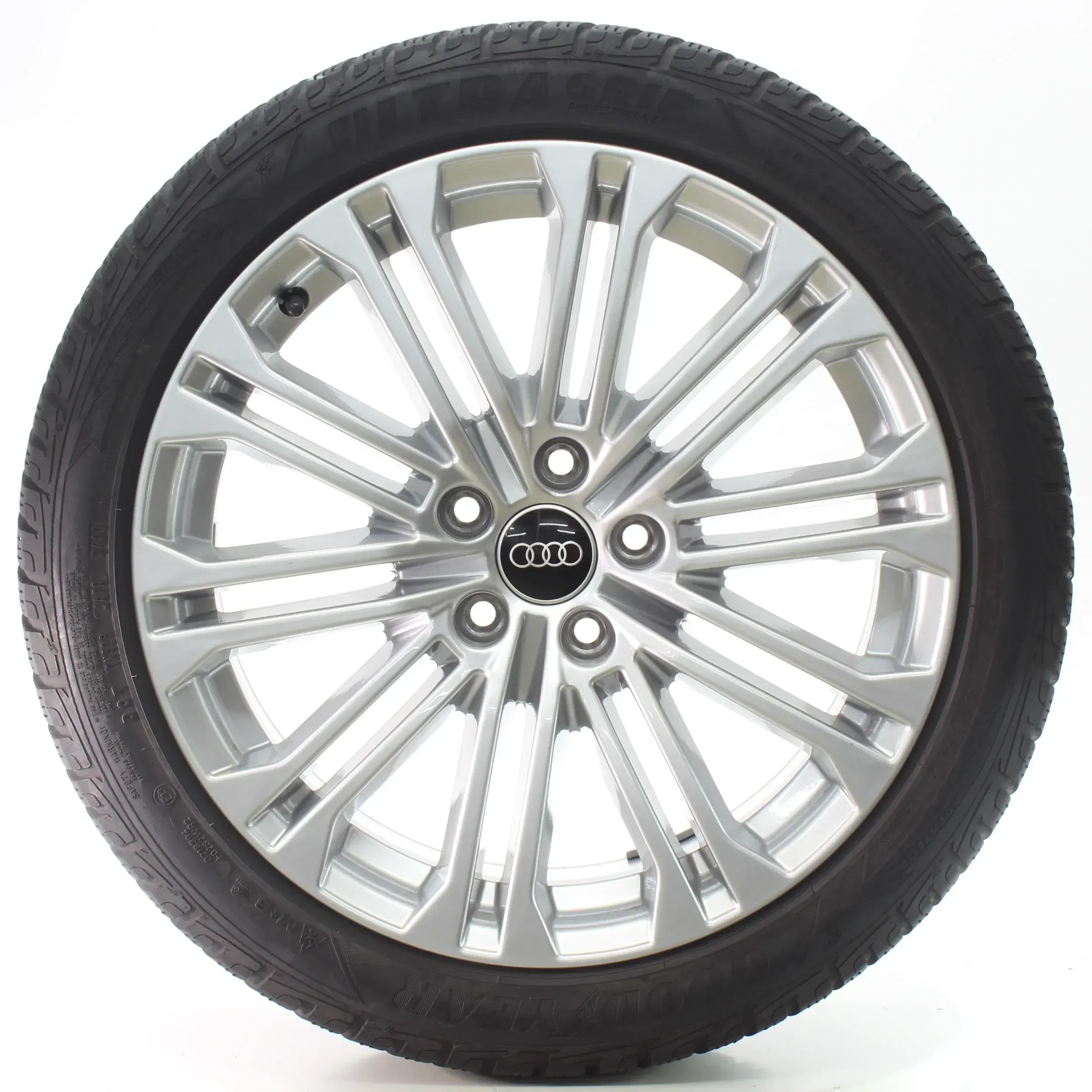 Audi A5 S5 F5 Winterräder 10-Parallelspeichen-Design 245/40R18 DOT23 8W0601025EE - Bild 1