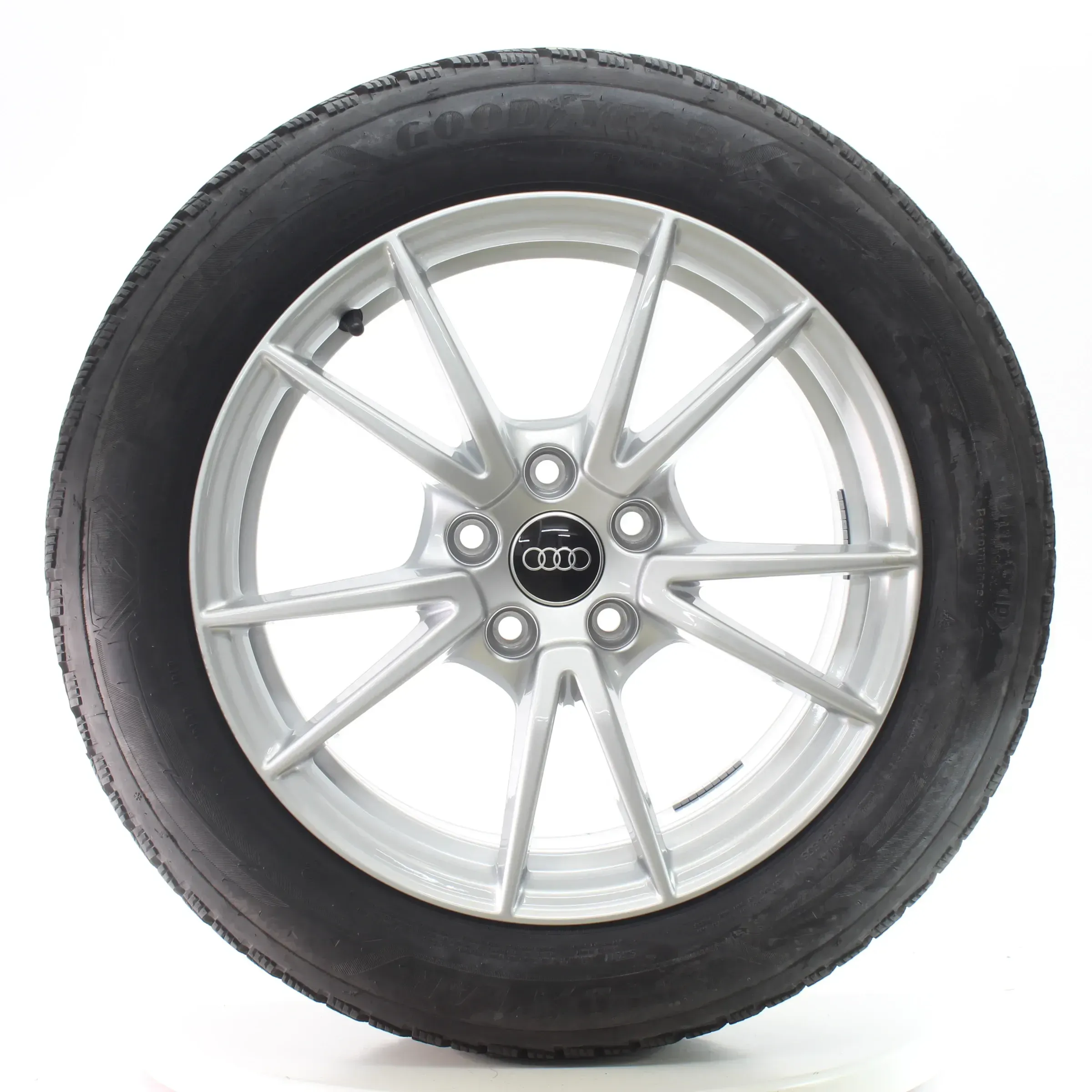 Audi A5 FU B10 Winterräder 5-Doppelspeichen Goodyear 215/55R17 DOT25 8B3601025A - Bild 1