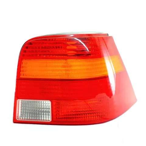 Background image for VW Golf IV 1J Schlussleuchte mit Rückfahrleuchte rechts 1J6945096AA
