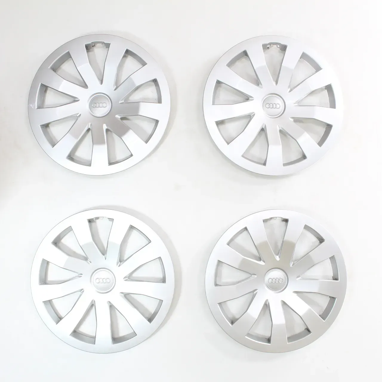 Audi A1 GB 15 Zoll Radkappen Radblenden Radzierblenden Original 82A601147 4Stk - Bild 1