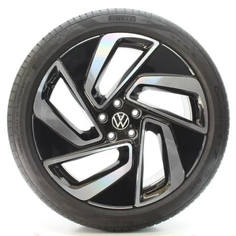 Background image for VW ID.7 ED Sommerräder Montreal Pirelli 235/45-255/40R20 DOT23 14B601025E-F