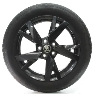 Skoda Octavia IV NX Winterräder Lyra Continental 205/55R17 DOT24 5E3601025AE - Bild 4