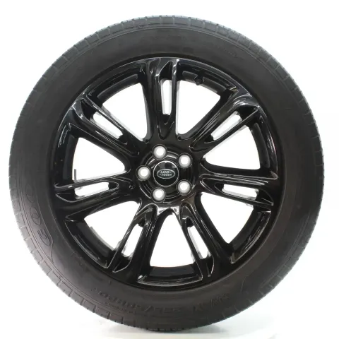 Background image for Range Rover Velar L560 Sommerräder 7014 Goodyear 255/50R20 109W LR091539