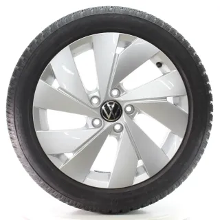 VW Golf 8 VIII CD1 Winterräder Belmont Bridgestone 205/50R17 DOT25 5H0601025B - Bild 2