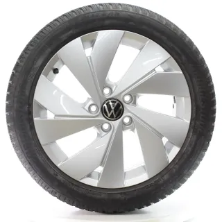 VW Golf 8 VIII CD1 Winterräder Belmont Bridgestone 205/50R17 DOT25 5H0601025B - Bild 2