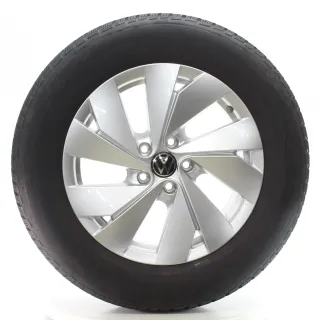 VW Tayron Tiguan CT1 Winterräder Belmont Vredestein 215/65R17 DOT25 571601025 - Bild 2
