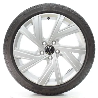 VW Golf 8 VIII GTD GTI R Winterräder Bergamo Pirelli 225/40R18 DOT25 5H0601025AB - Bild 1