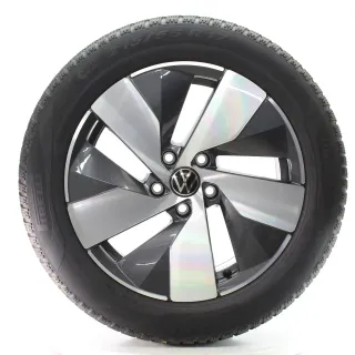 VW Passat B9 Variant CJ5 Winterräder Bologna Pirelli 215/55R17 DOT25 3J0601025K - Bild 3