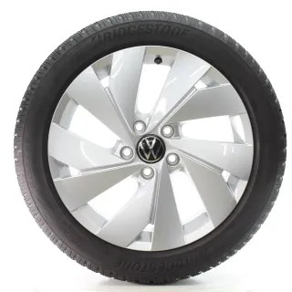 VW Golf 8 VIII CD1 Winterräder Belmont Bridgestone 205/50R17 DOT25 5H0601025B - Bild 1