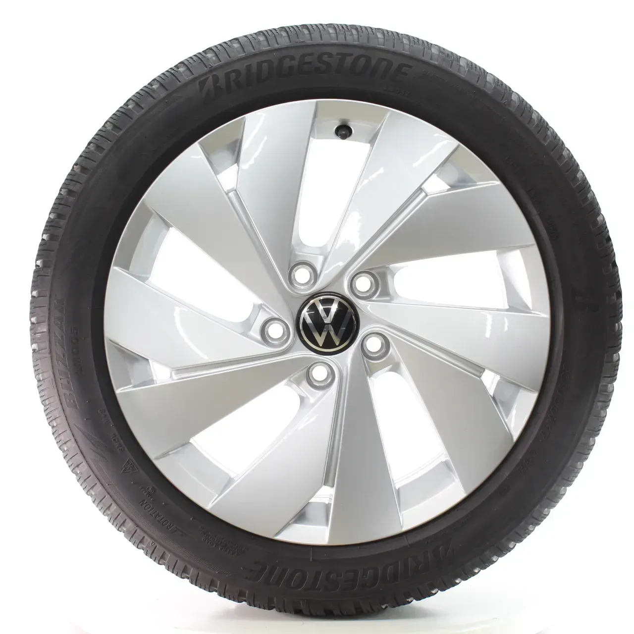 VW Golf 8 VIII CD1 Winterräder Belmont Bridgestone 205/50R17 DOT25 5H0601025B - Bild 1