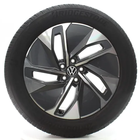 Background image for VW ID.4 E21 ID.5 E39 Winterräder Hamar 235/55-255/50R19 DOT23 11A601025M