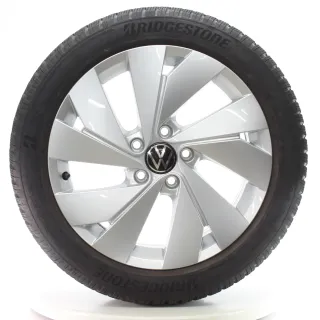 VW Golf 8 VIII CD1 Winterräder Belmont Bridgestone 205/50R17 DOT25 5H0601025B - Bild 4