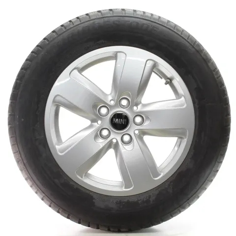 Background image for MINI Countryman F60 Winterräder Revolite Spoke 517 Bridgestone 205/65R16 6856029