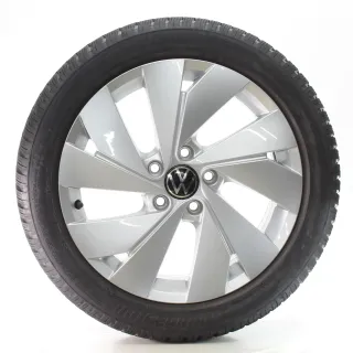 VW Golf 8 VIII GTI Winterräder Belmont Bridgestone 205/50R17 DOT25 5H0601025B - Bild 1