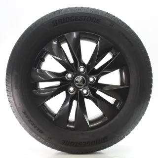 Skoda Kodiaq II PS Winterräder Trifid Bridgestone 215/65R17 DOT25 57H601025N - Bild 1