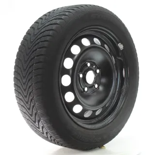 Audi A3 8V Cabrio Limo Winterräder Stahl Vredestein 205/55R16 DOT23 8V0601027A - Bild 6