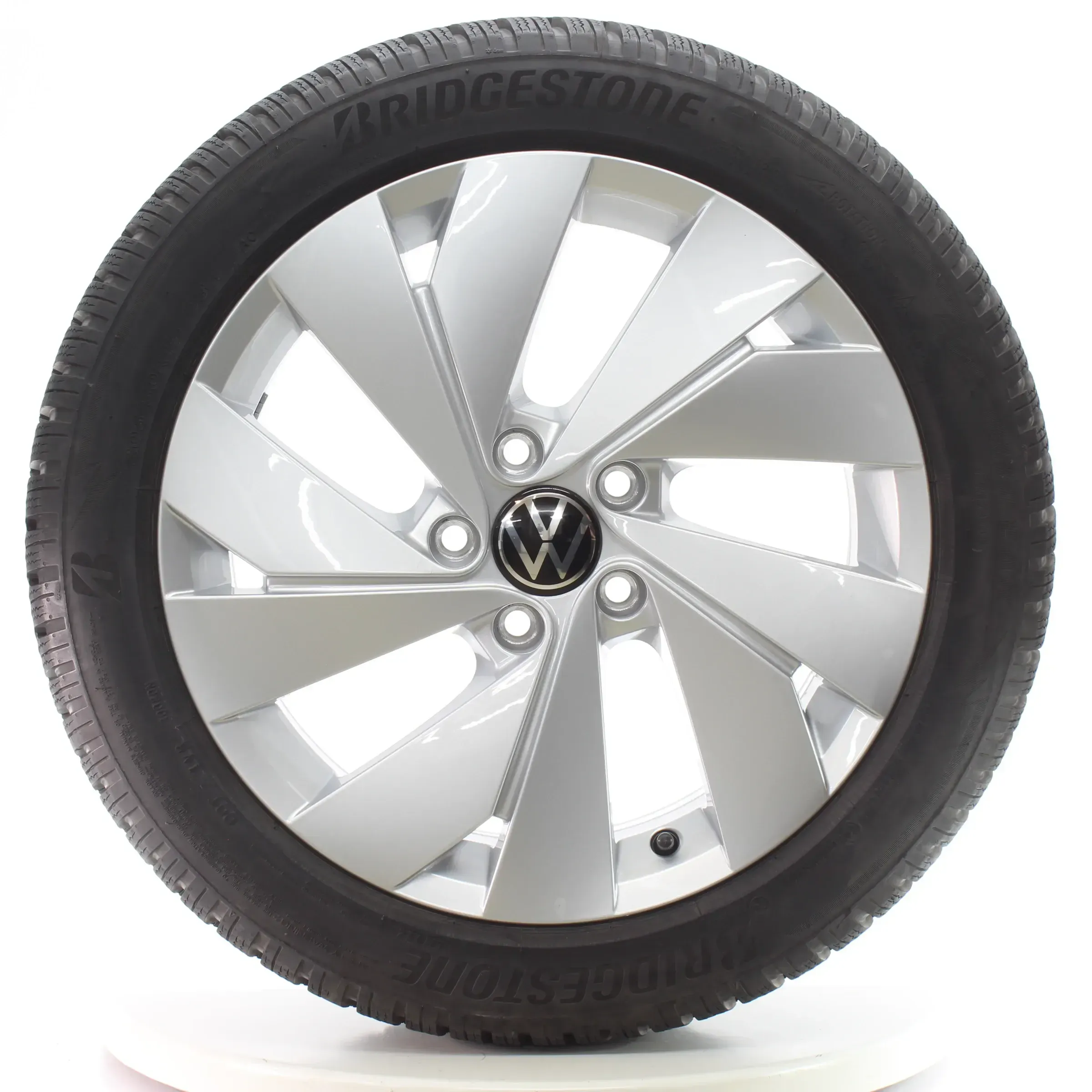 VW Golf 8 VIII CD1 Winterräder Belmont Bridgestone 205/50R17 DOT25 5H0601025B - Bild 1