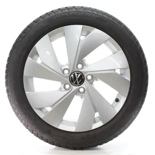 VW Golf 8 VIII CD1 CG5 Winterräder Belmont Pirelli 205/50R17 DOT25 5H0601025B - Bild 3