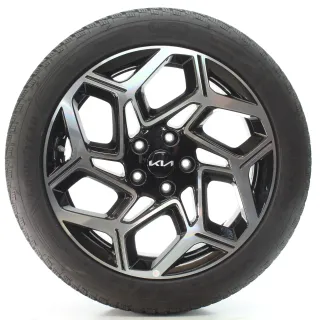 KIA Xceed CD Winterräder Vielspeichen Goodyear 235/45R18 98V DOT23 52910-J7EA0 - Bild 1