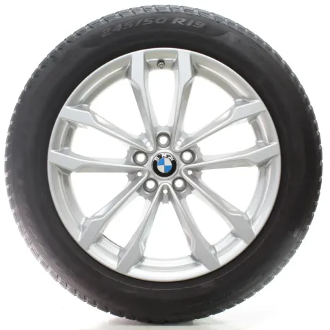 Background image for BMW X3 G01 X4 G02 Winterräder V-Speiche 691 Pirelli 245/50R19 DOT22 6877325