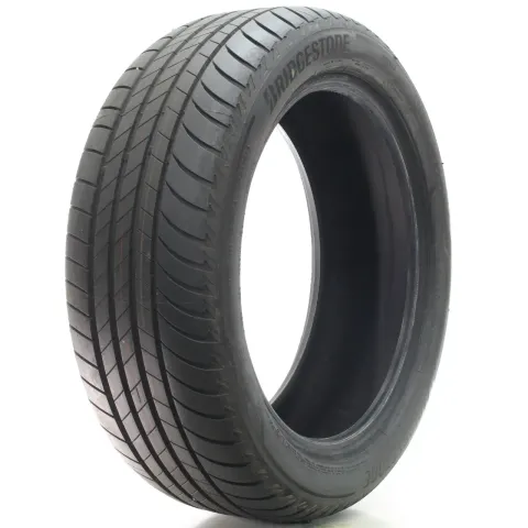 Background image for Sommerreifen Bridgestone Turanza Eco Enliten XL 215/50R18 96W DOT25 DEMO 1Stk