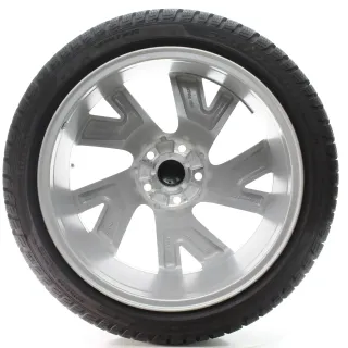 VW Golf 8 VIII CD1 CG5 Winterräder Bergamo Pirelli 225/40R18 DOT25 5H0601025AB - Bild 5
