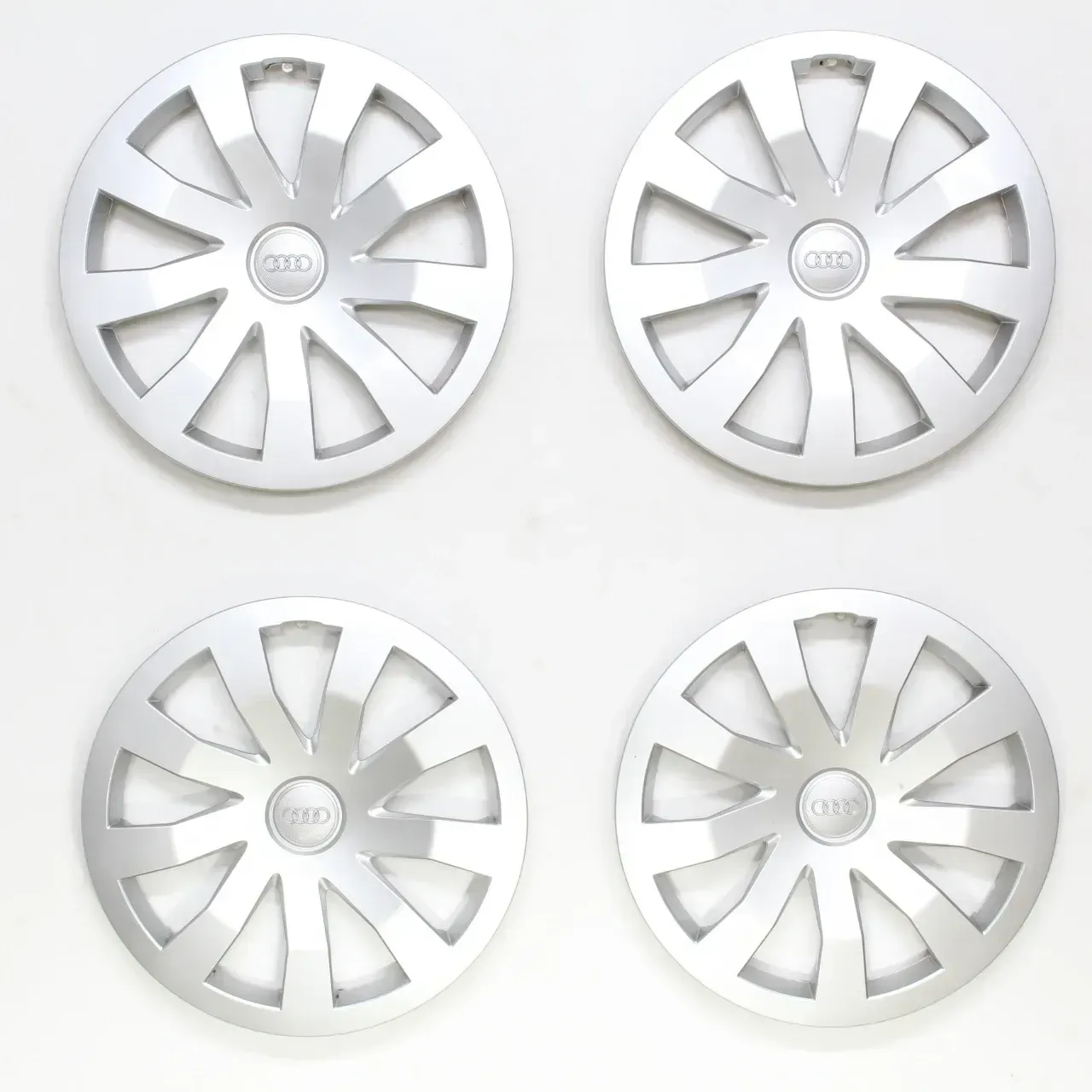 Audi A1 GB 15 Zoll Radkappen Radblenden Radzierblenden Original 82A601147 4Stk - Bild 1