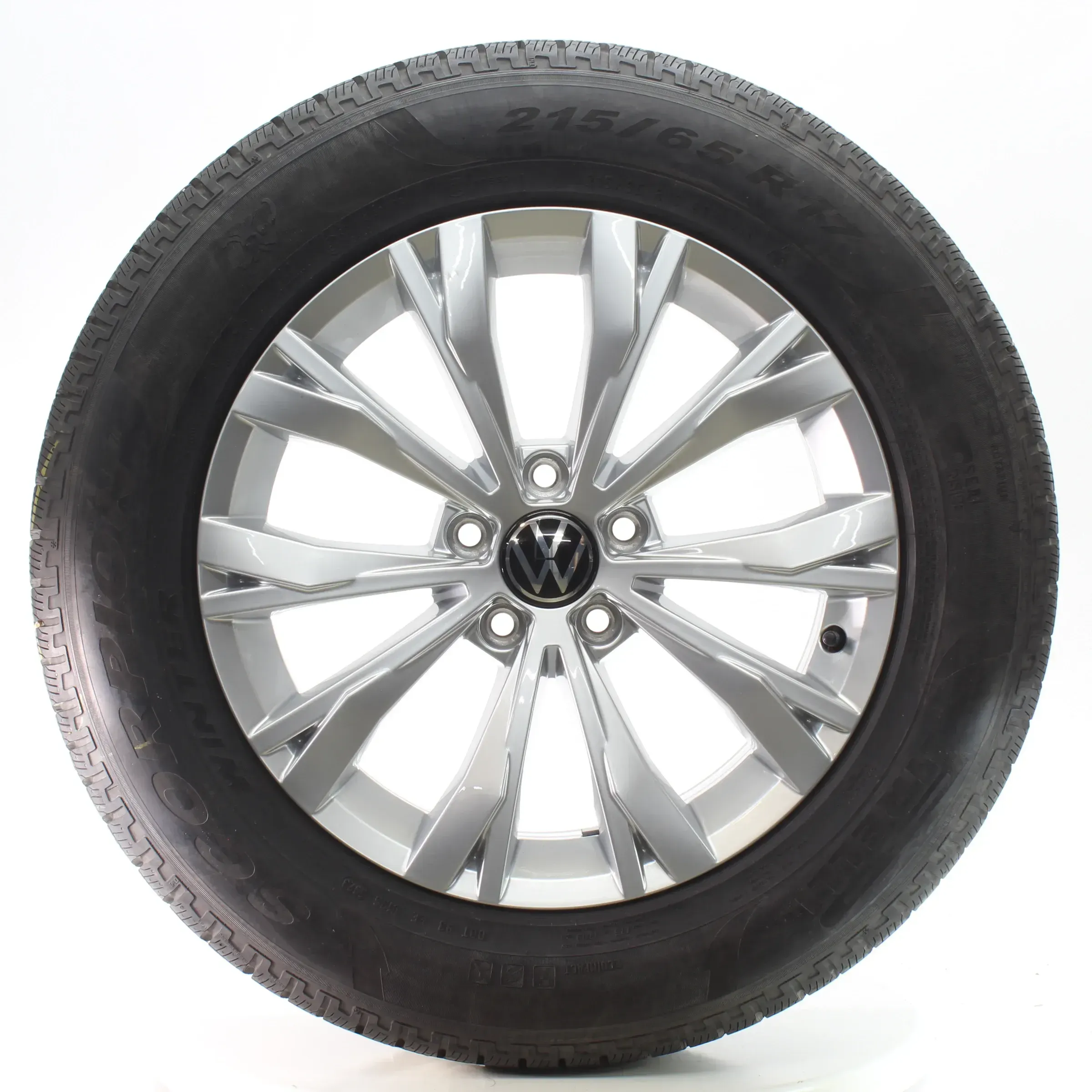 VW Tiguan II AD Winterräder Montana Pirelli 215/65R17 99H DOT23 5NA601025 - Bild 1