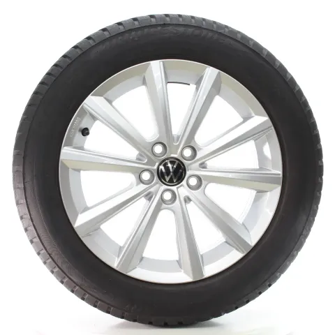 Background image for VW Polo VI 2G AW Winterräder Merano Bridgestone 185/60R16 90H DOT25 2G0071496
