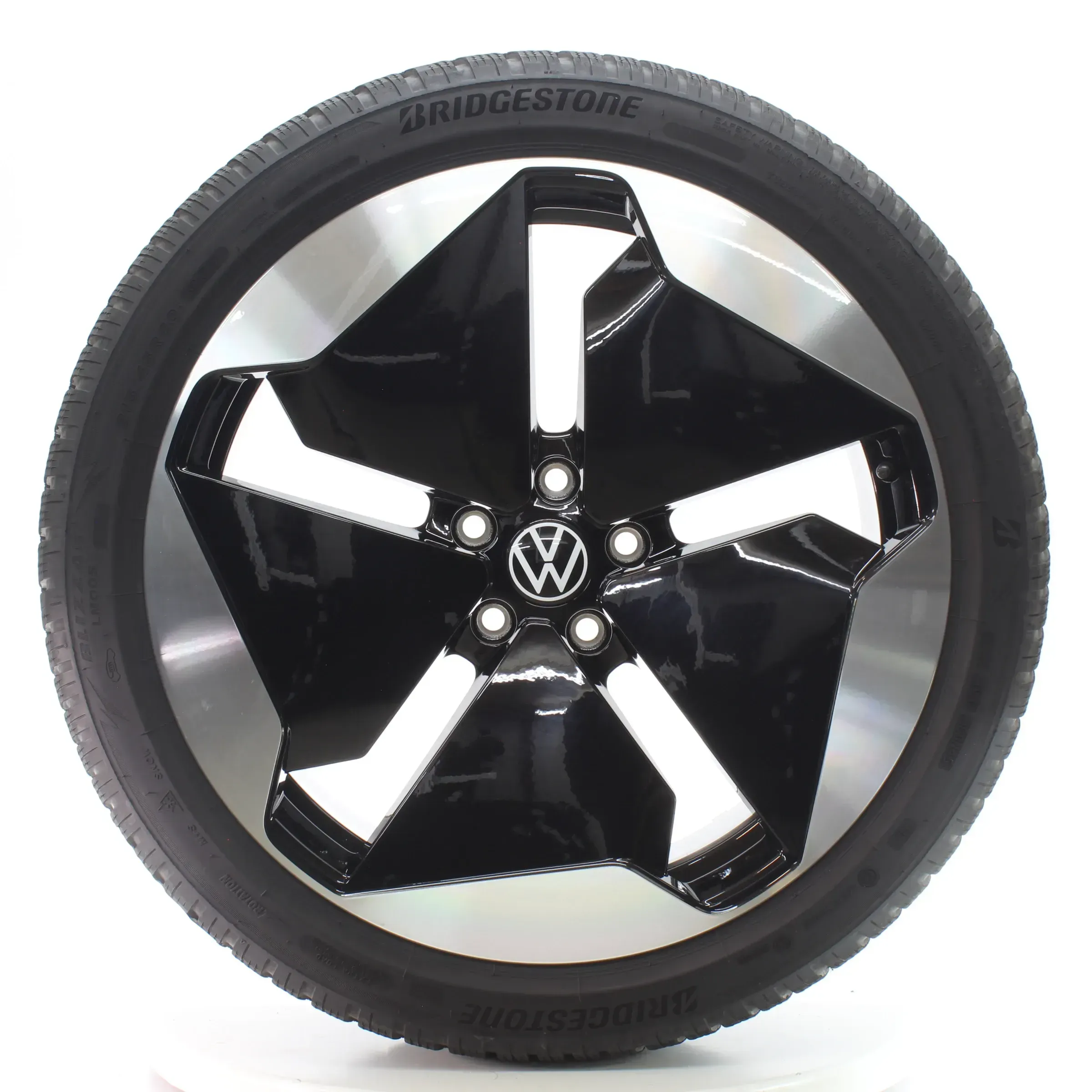 VW ID.3 E11 GTX Winterräder Sanya Bridgestone 215/45R20 95T DOT25 10A601025T - Bild 1