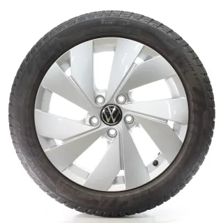 VW Golf 8 VIII CD1 CG5 Winterräder Belmont Pirelli 205/50R17 DOT25 5H0601025B - Bild 1