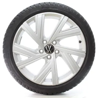 VW Golf 8 VIII GTI R CD1 Winterräder Bergamo Pirelli 225/40R18 DOT25 5H0601025AB - Bild 4
