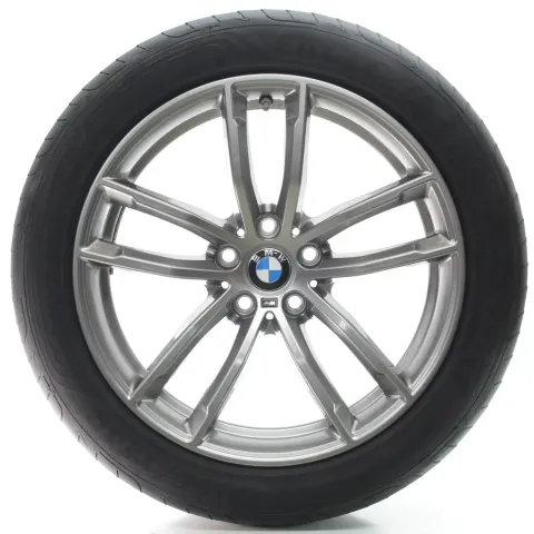Background image for BMW 5er G30 G31 Sommerräder M Doppelspeiche 662 245/45-275/40R18 DOT22 7855081-2