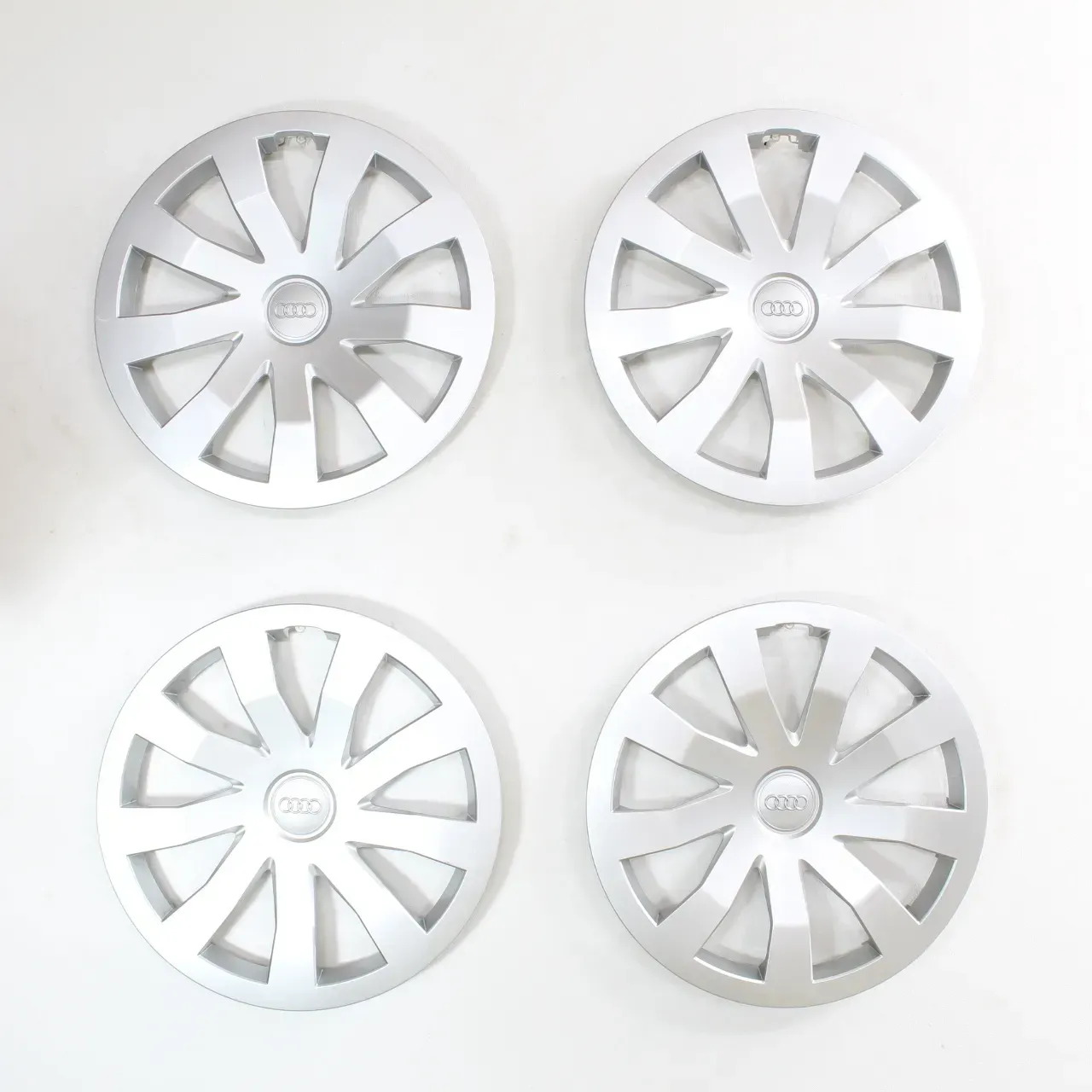 Audi A1 GB 15 Zoll Radkappen Radblenden Radzierblenden Original 82A601147 4Stk - Bild 1