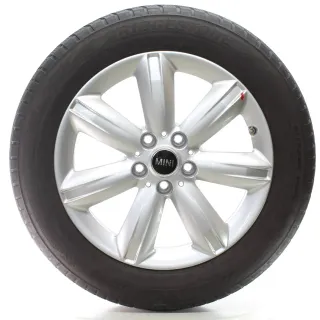 MINI Countryman F60 Winterräder JCW Star Spoke 539 Bridgestone 205/60R17 6856041 - Bild 1