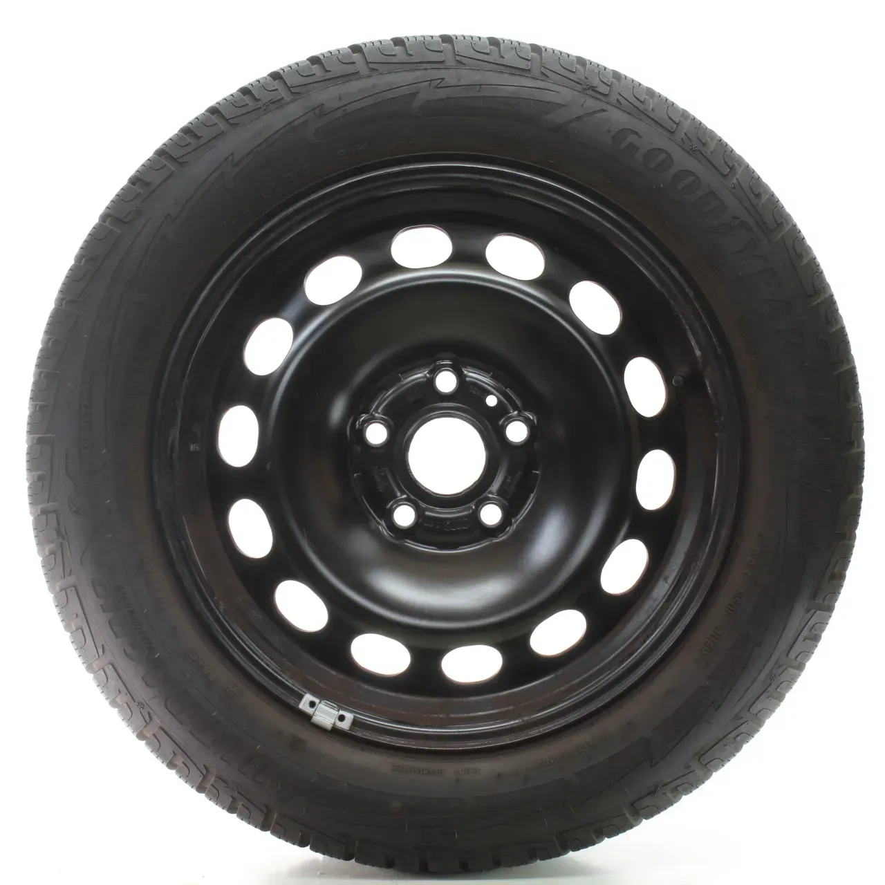 Audi A3 8V Cabrio Limo Winterräder Stahl Goodyear 205/55R16 DOT22 8V0601027A - Bild 1