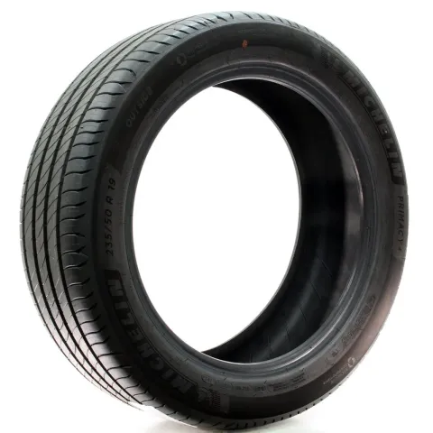 Background image for Sommerreifen Michelin Primacy 4 XL 235/50 R19 103V DOT23 DEMO 1Stk