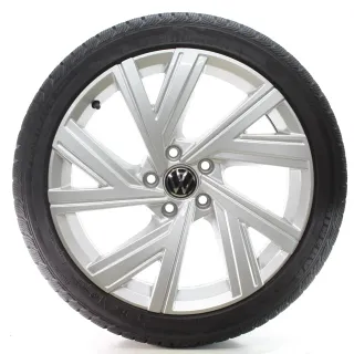 VW Golf 8 VIII CD1 Winterräder Bergamo Minerva 225/40R18 92V DOT25 5H0601025AB - Bild 1